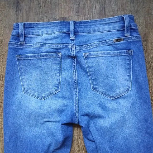 KanCan Leopard Patch Distressed Skinny Jeans Size 9/29 - Picture 5 of 7